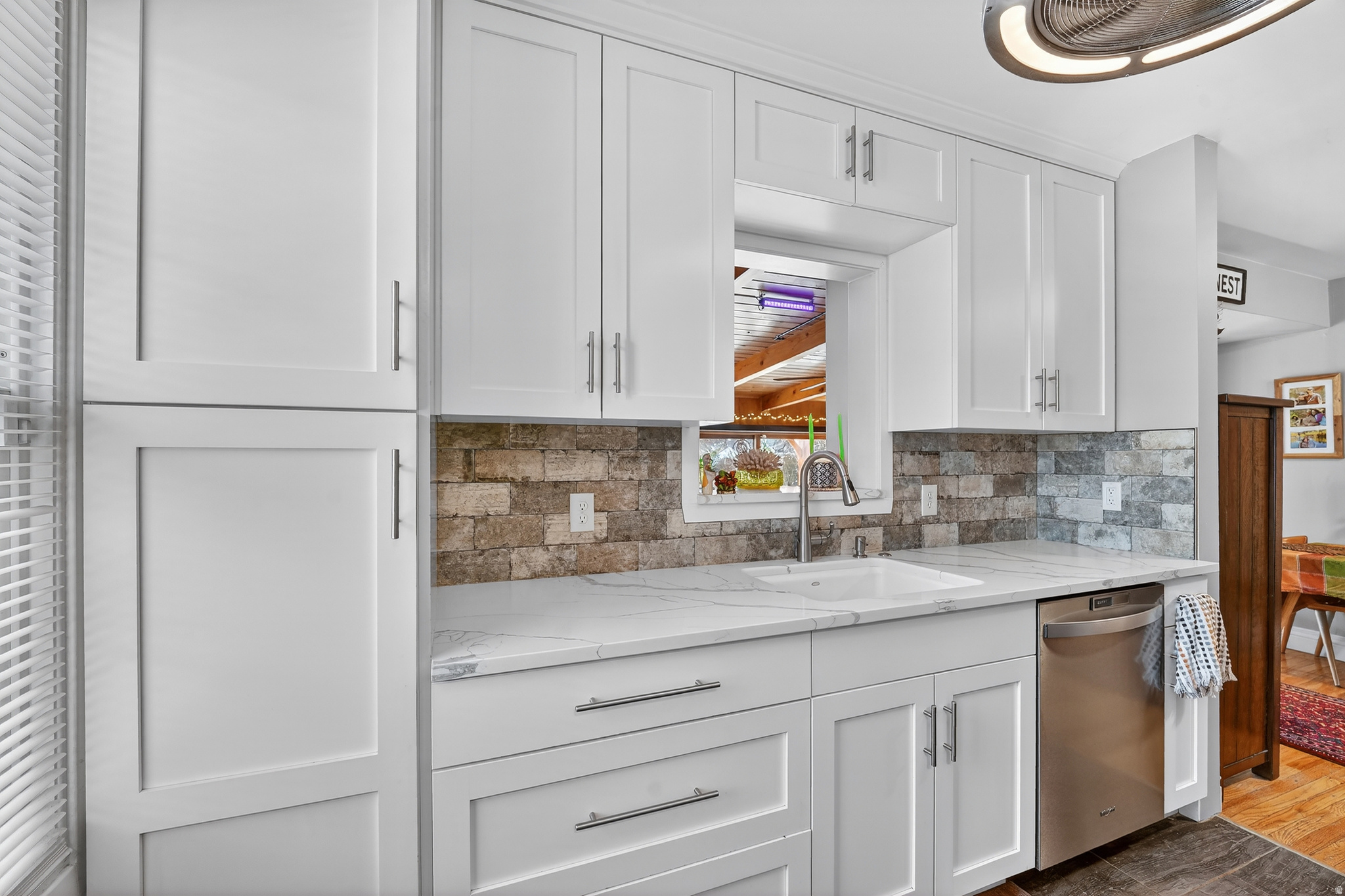 MOUNTAIR ACRES - Residential