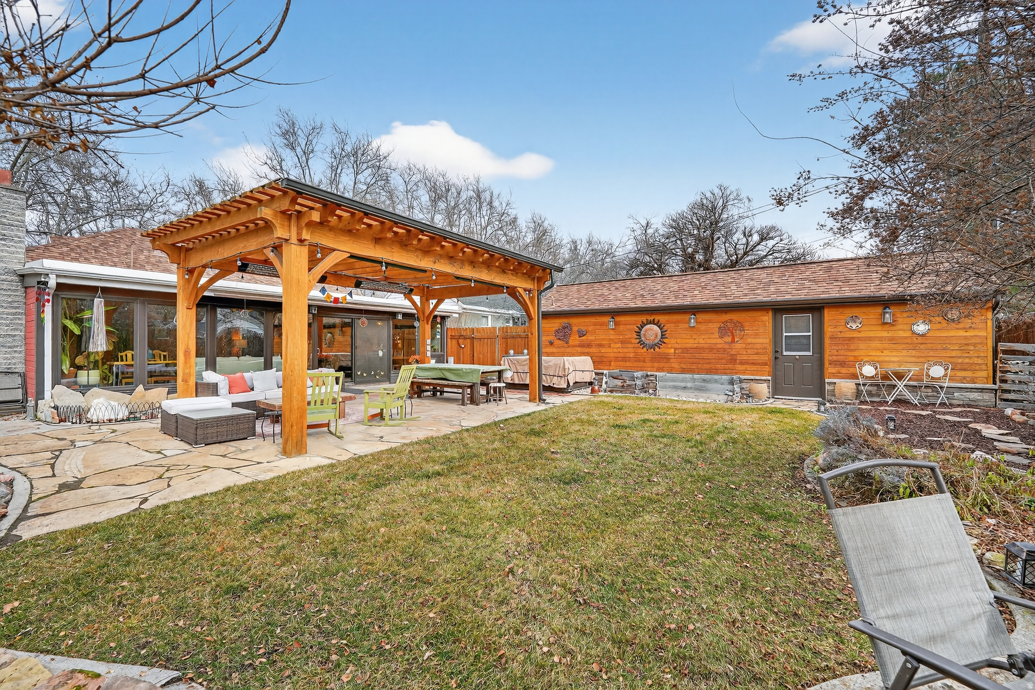 MOUNTAIR ACRES - Residential