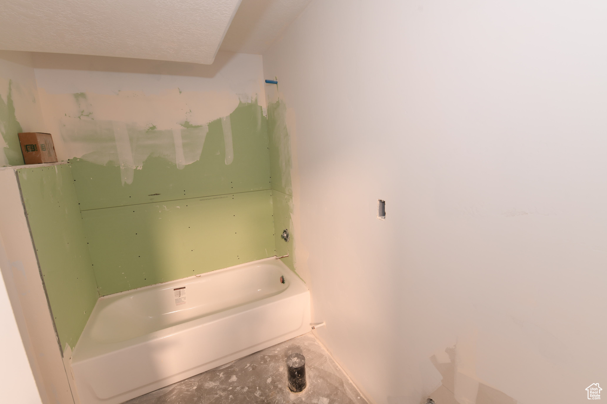 WINDSOR AT WATERS EDGE - Residential