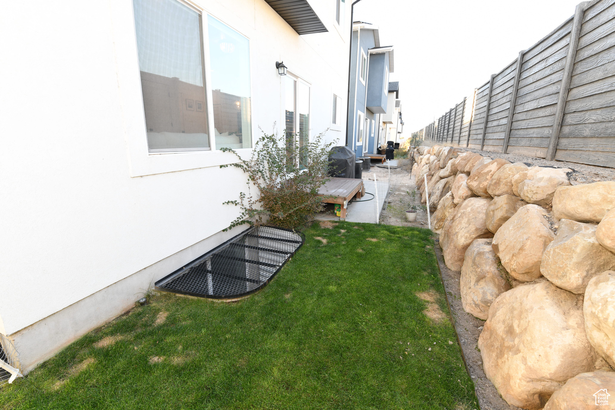 WINDSOR AT WATERS EDGE - Residential