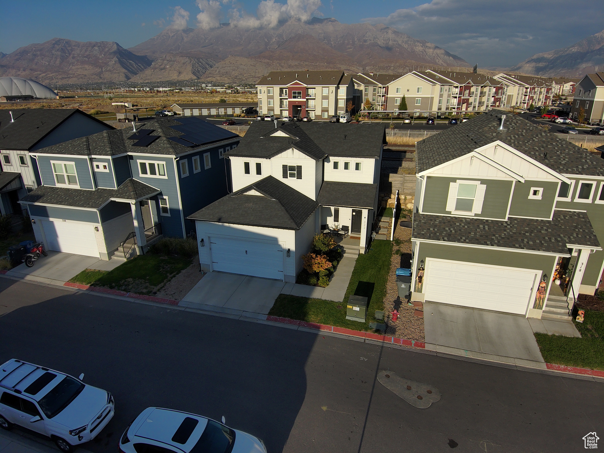 WINDSOR AT WATERS EDGE - Residential