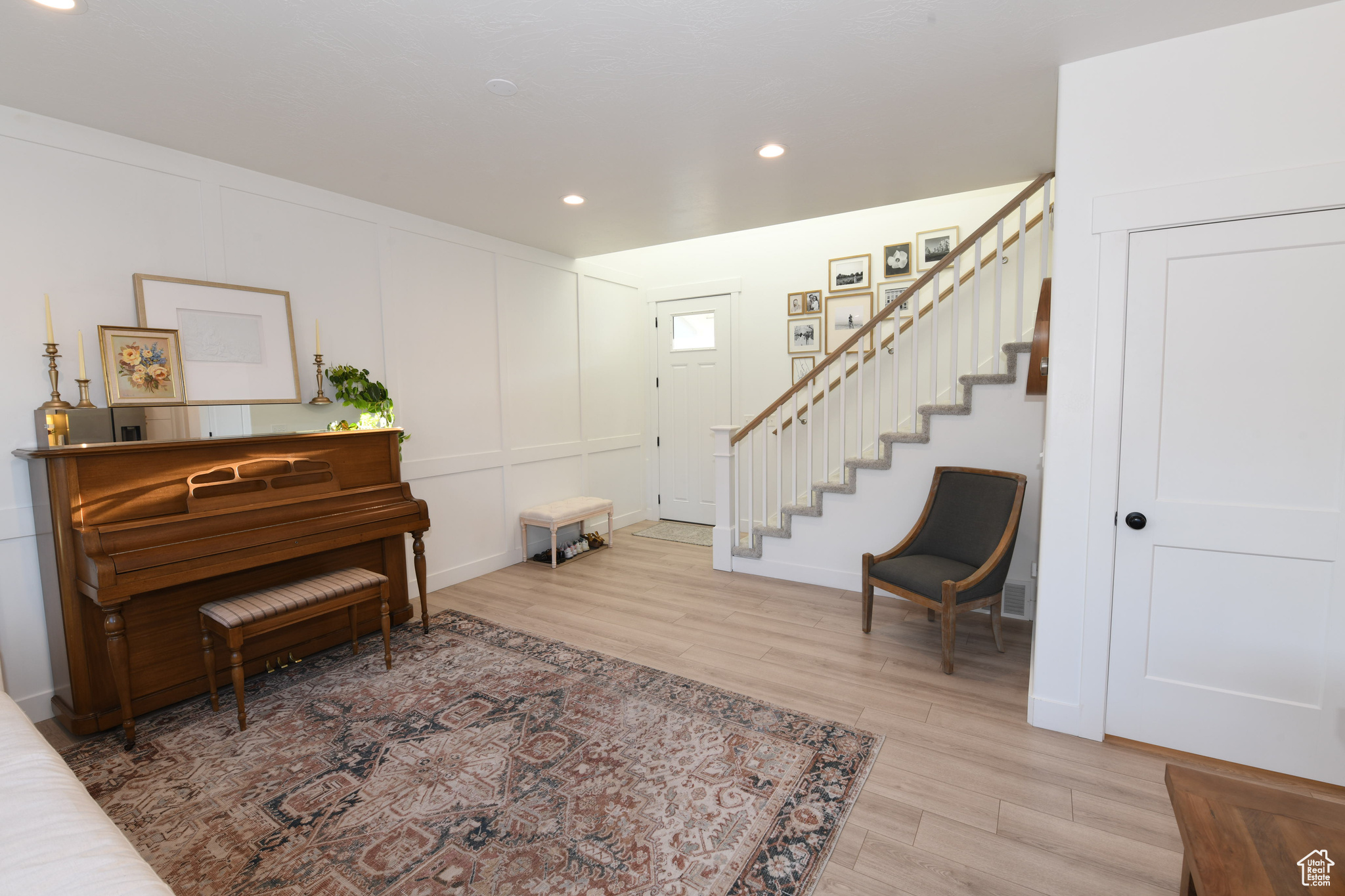 WINDSOR AT WATERS EDGE - Residential