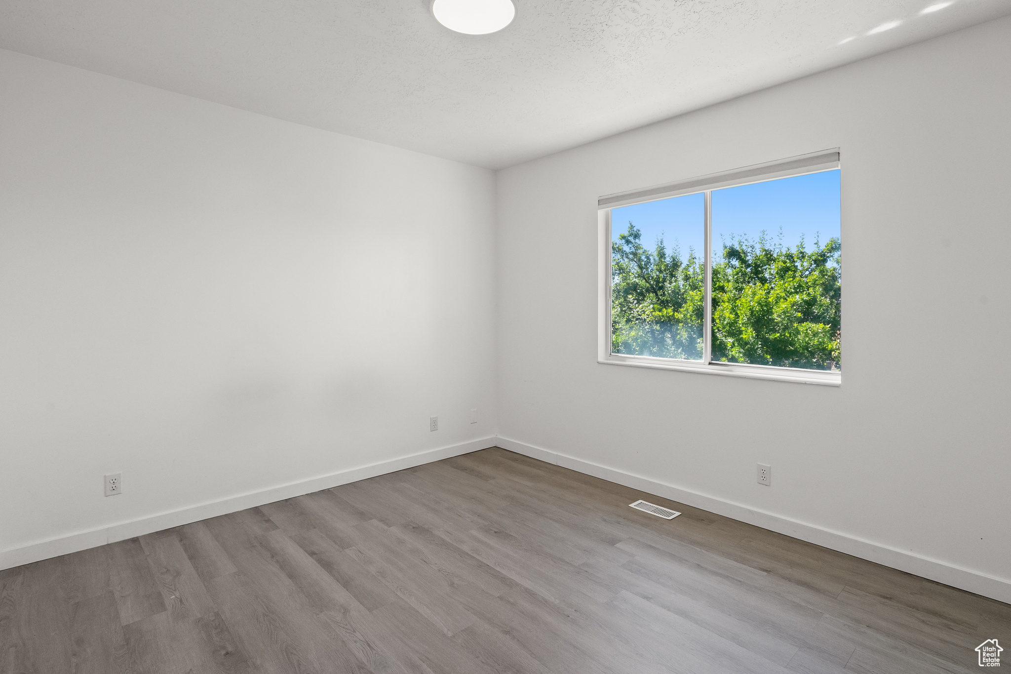 SUNSET ESTATES - Residential