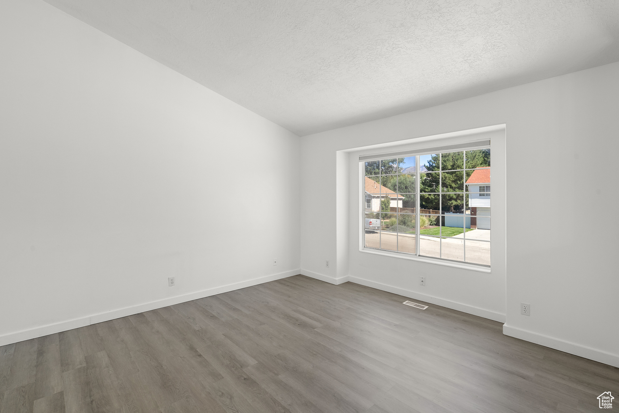 SUNSET ESTATES - Residential