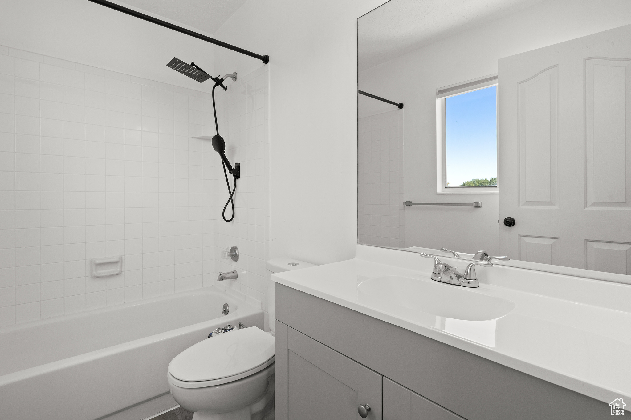 SUNSET ESTATES - Residential