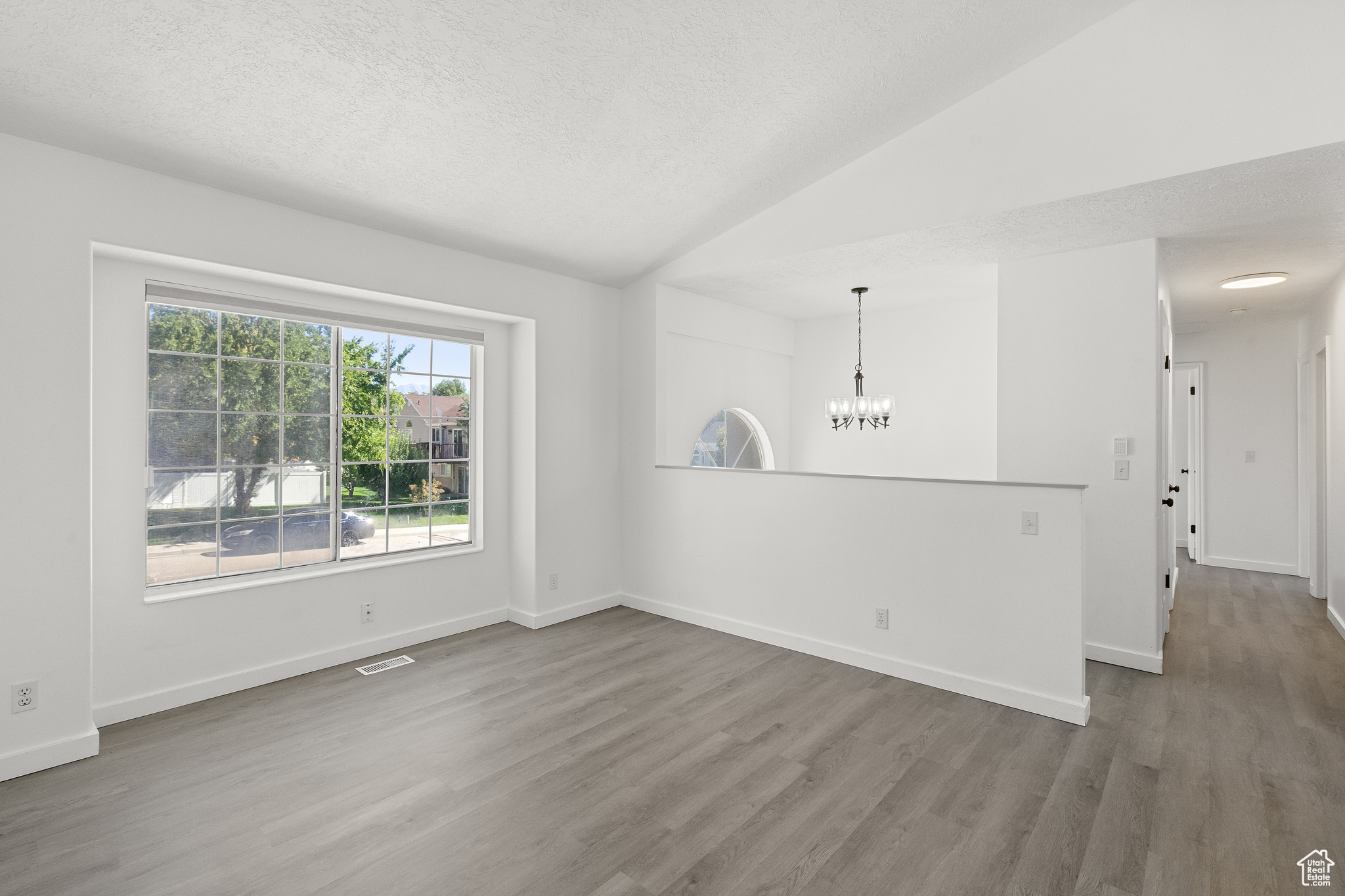 SUNSET ESTATES - Residential