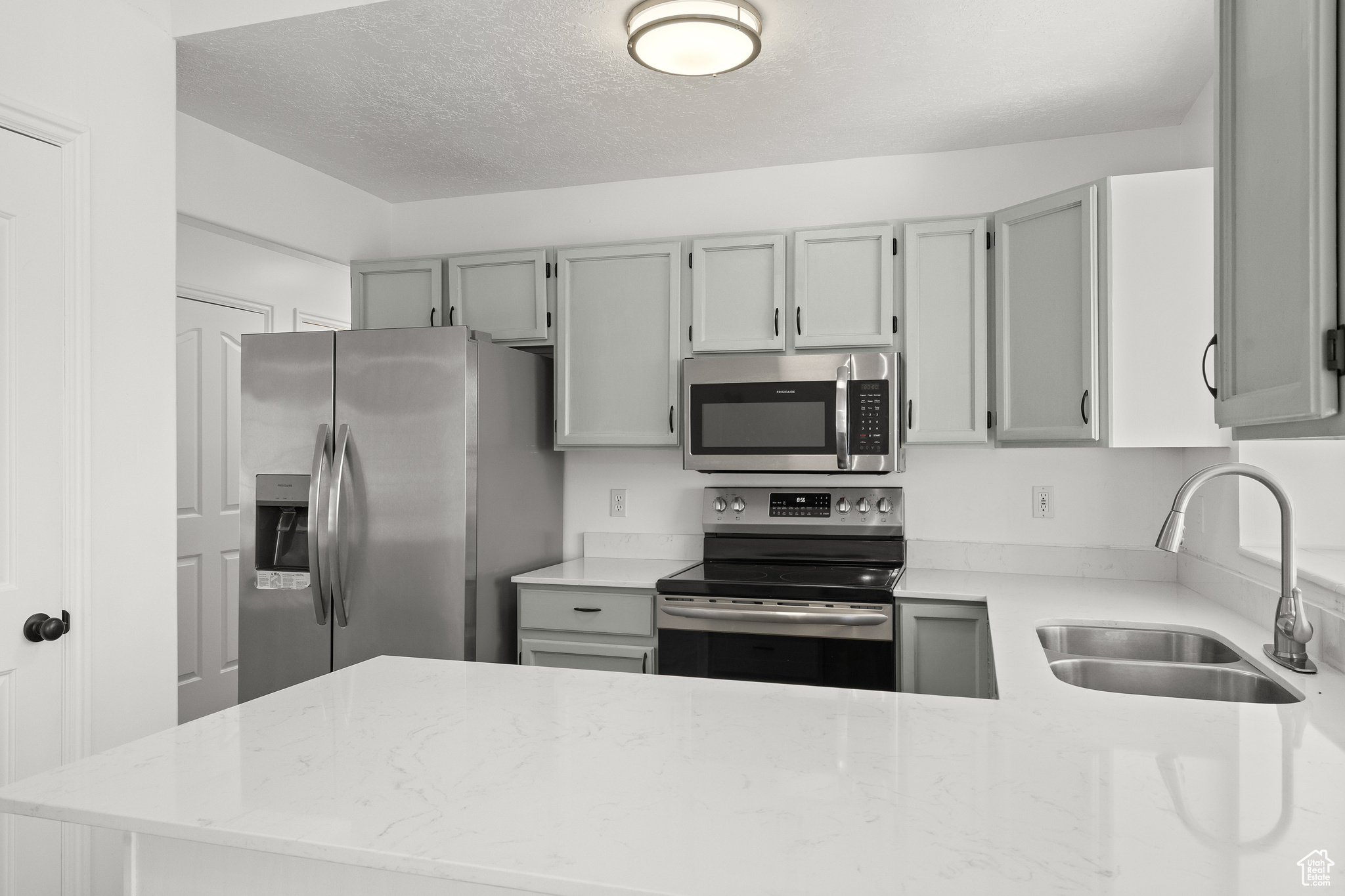 SUNSET ESTATES - Residential