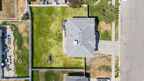 Tiny photo for 1873 N 25 E, Layton, UT 84041 (MLS # 2173854)