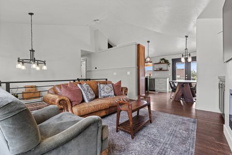 Tiny photo for 1873 N 25 E, Layton, UT 84041 (MLS # 2173854)