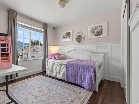 Tiny photo for 1873 N 25 E, Layton, UT 84041 (MLS # 2173854)