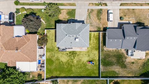 Tiny photo for 1873 N 25 E, Layton, UT 84041 (MLS # 2173854)