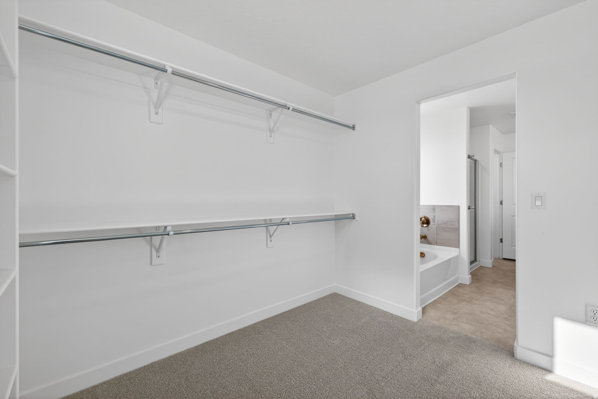 JACKSON - Residential