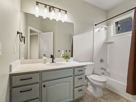 Tiny photo for 11541 S HARVEST CREST WAY W, South Jordan, UT 84095 (MLS # 2127313)