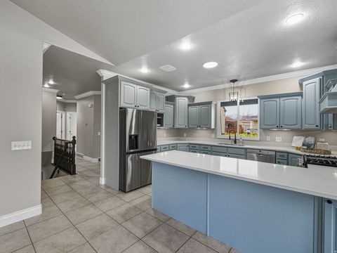 Tiny photo for 11541 S HARVEST CREST WAY W, South Jordan, UT 84095 (MLS # 2127313)