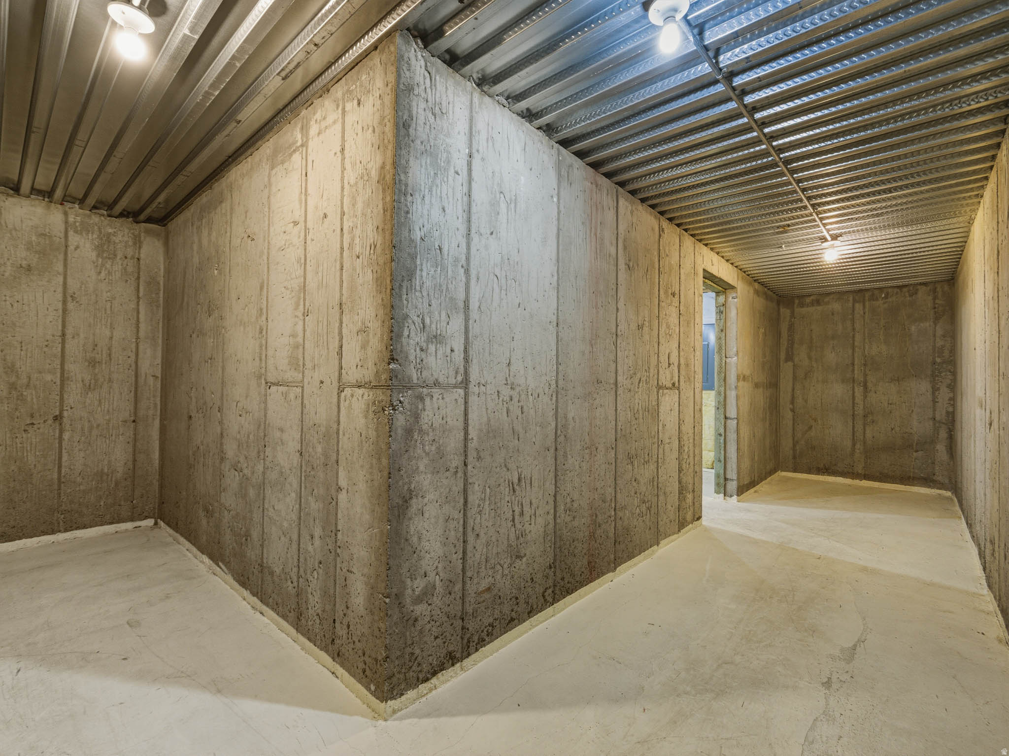 DAYBREAK - Residential