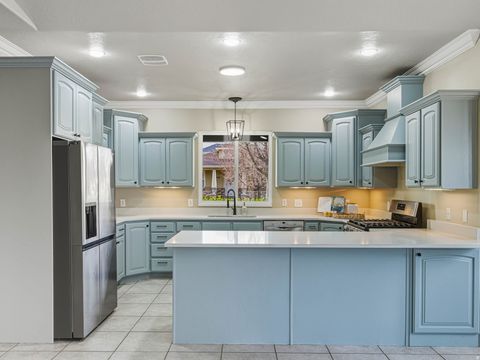 Tiny photo for 11541 S HARVEST CREST WAY W, South Jordan, UT 84095 (MLS # 2127313)