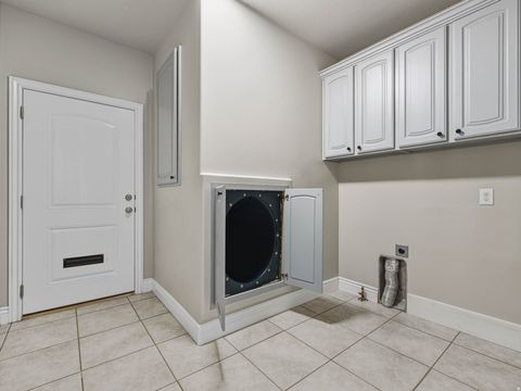 Tiny photo for 11541 S HARVEST CREST WAY W, South Jordan, UT 84095 (MLS # 2127313)