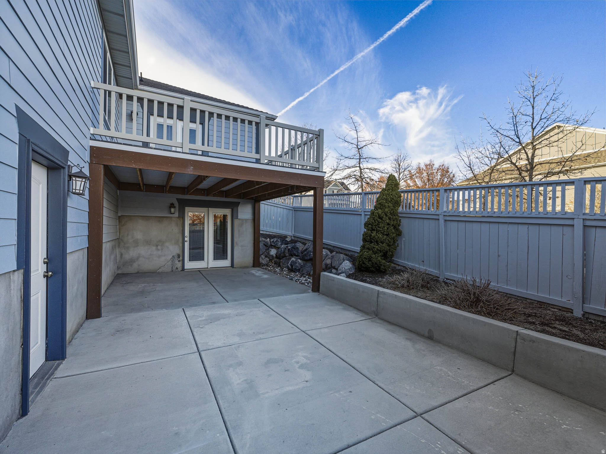 DAYBREAK - Residential