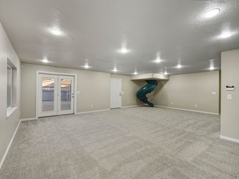 Tiny photo for 11541 S HARVEST CREST WAY W, South Jordan, UT 84095 (MLS # 2127313)
