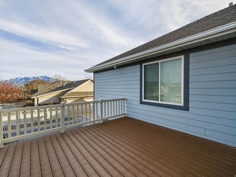 Tiny photo for 11541 S HARVEST CREST WAY W, South Jordan, UT 84095 (MLS # 2127313)