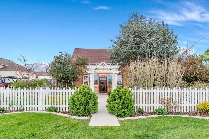 Charming 1890 all Brick home. Master bedrooms & bathroom on the main. 3 bedroom, 1 bath upstairs. Big family room ! tall ceilings. Well taken care of. Beautiful yard  you will love!!!  This home has a wonderful kitchen pantry too. Large Laundry room with lots of light. 1 car garage with RV parking. Salem Pond is two blocks away. Walking distance to the schools