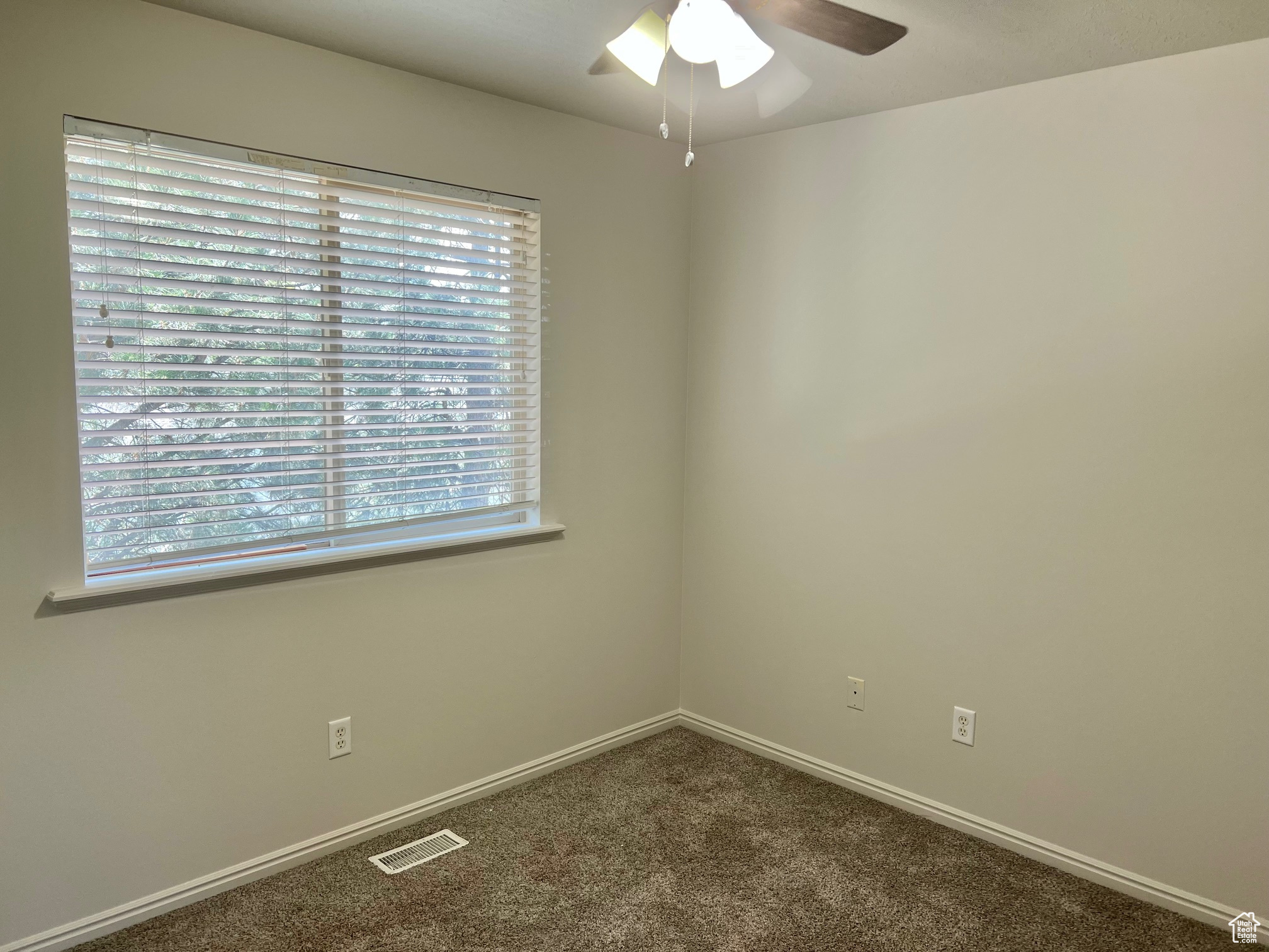 RESIDENCES AT HOLMES CREEK - Residential