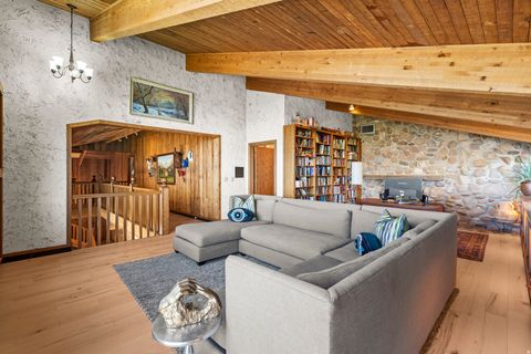 Tiny photo for 12 N QUIET MEADOW LN, Mapleton, UT 84664 (MLS # 2158422)