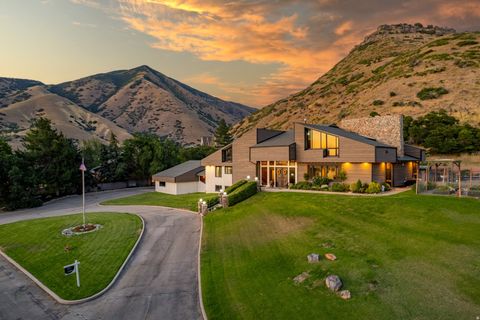 Tiny photo for 12 N QUIET MEADOW LN, Mapleton, UT 84664 (MLS # 2158422)
