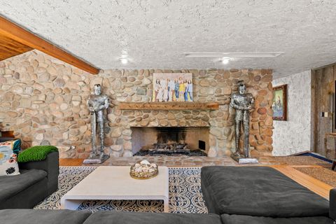 Tiny photo for 12 N QUIET MEADOW LN, Mapleton, UT 84664 (MLS # 2158422)