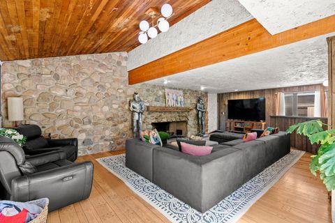 Tiny photo for 12 N QUIET MEADOW LN, Mapleton, UT 84664 (MLS # 2158422)