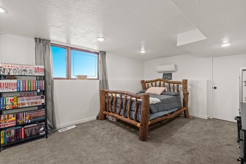 Tiny photo for 12 N QUIET MEADOW LN, Mapleton, UT 84664 (MLS # 2158422)