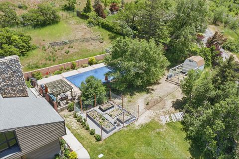 Tiny photo for 12 N QUIET MEADOW LN, Mapleton, UT 84664 (MLS # 2158422)