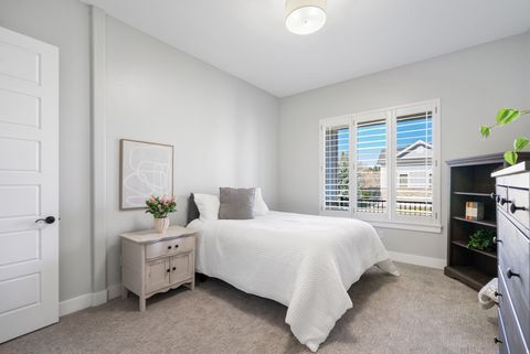 Tiny photo for 2420 E ROYAL PINE CV, Cottonwood Heights, UT 84093 (MLS # 2145600)