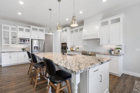 Tiny photo for 2420 E ROYAL PINE CV, Cottonwood Heights, UT 84093 (MLS # 2145600)