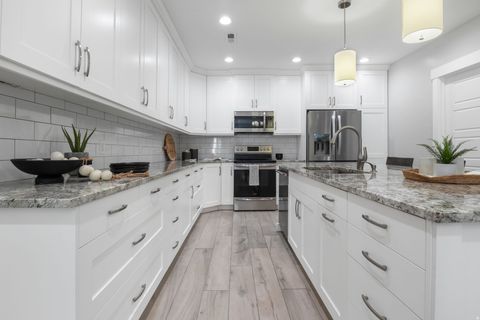 Tiny photo for 2420 E ROYAL PINE CV, Cottonwood Heights, UT 84093 (MLS # 2145600)