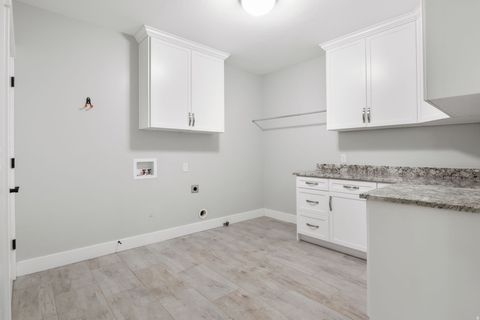 Tiny photo for 2420 E ROYAL PINE CV, Cottonwood Heights, UT 84093 (MLS # 2145600)