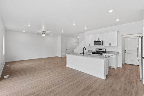 Tiny photo for 7136 OQUIRRH RANCH PKWY N, Eagle Mountain, UT 84005 (MLS # 2177696)