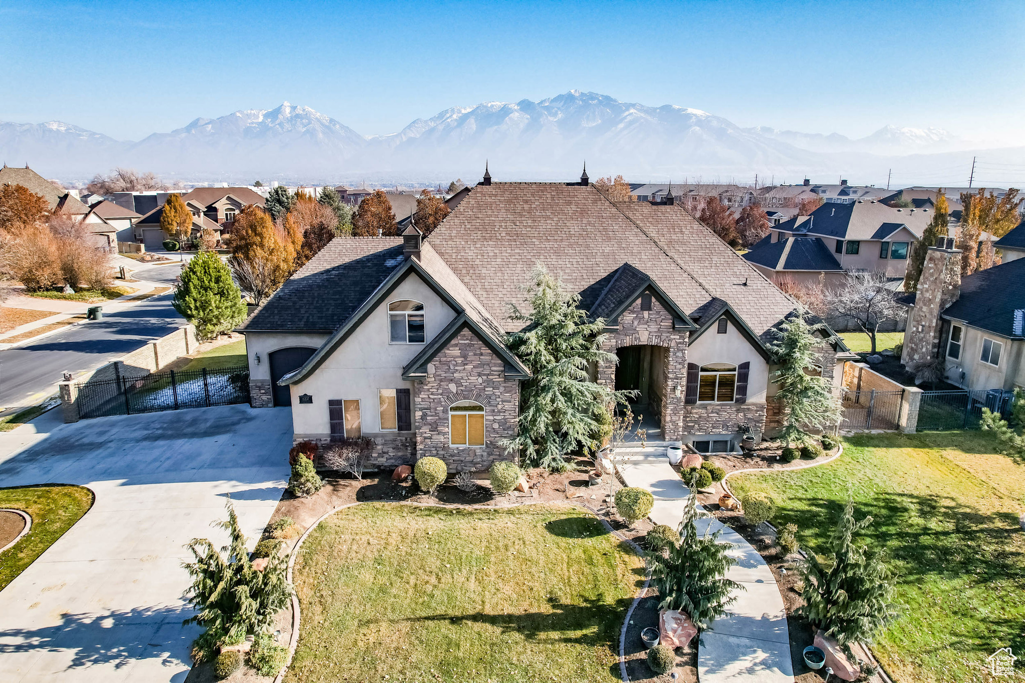 11237 S Pervenche Ln, South Jordan, Utah image 3