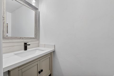 Tiny photo for 5443 S DUNBARTON DR, Murray, UT 84117 (MLS # 2127040)