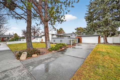 Tiny photo for 5443 S DUNBARTON DR, Murray, UT 84117 (MLS # 2127040)