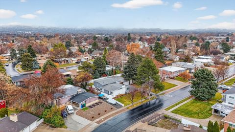 Tiny photo for 5443 S DUNBARTON DR, Murray, UT 84117 (MLS # 2127040)