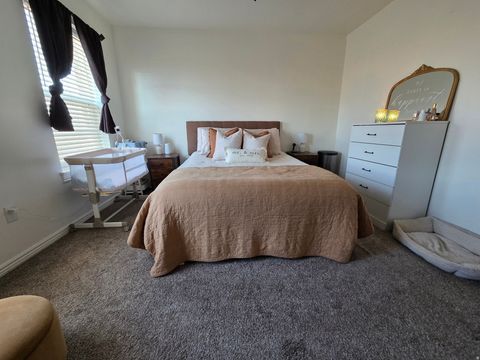 Tiny photo for 737 N 150 E, Salem, UT 84653 (MLS # 2140245)