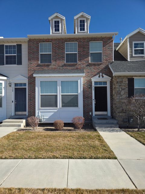 Photo of 737 N 150 E, Salem, UT 84653 (MLS # 2140245)