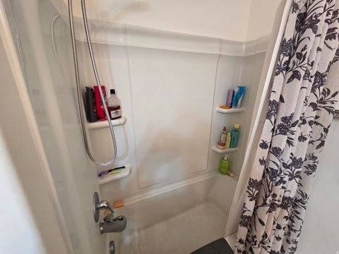 Tiny photo for 737 N 150 E, Salem, UT 84653 (MLS # 2140245)