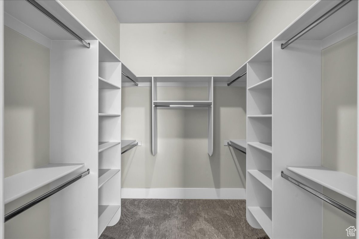 FIELDSTONE PH 5 - Residential