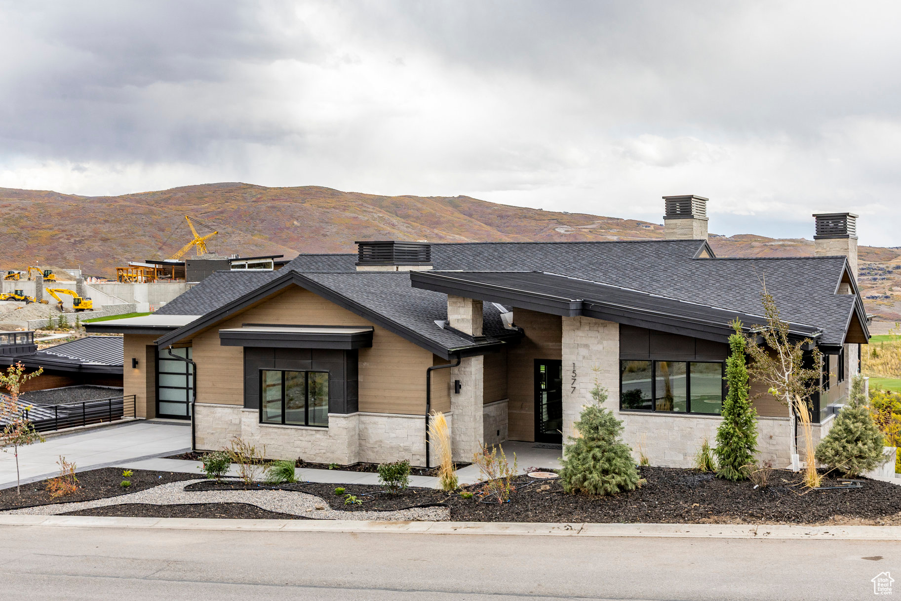 SKYRIDGE - Residential