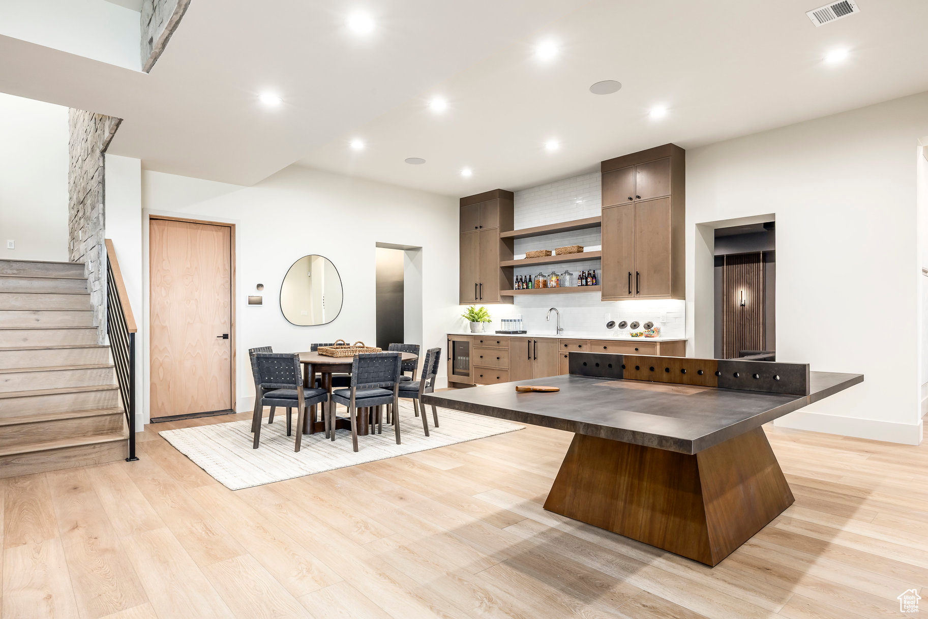 SKYRIDGE - Residential