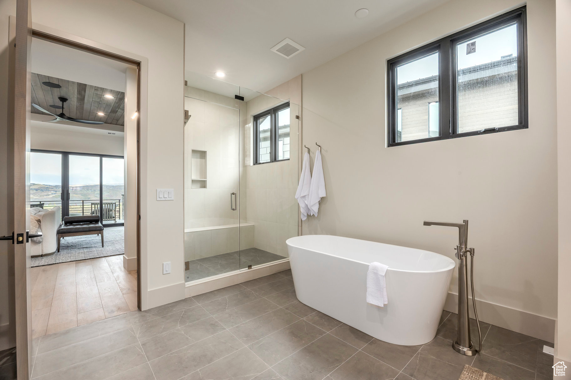 SKYRIDGE - Residential