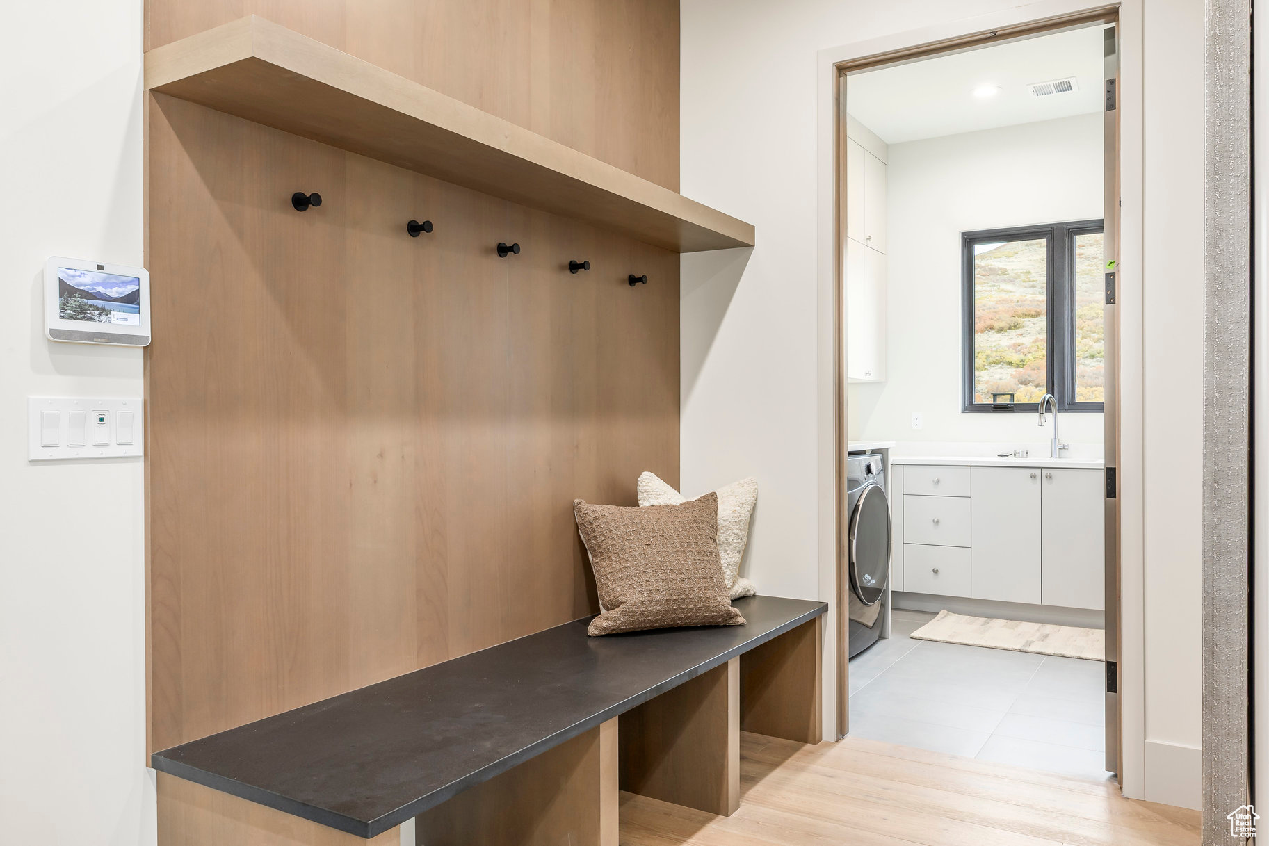 SKYRIDGE - Residential