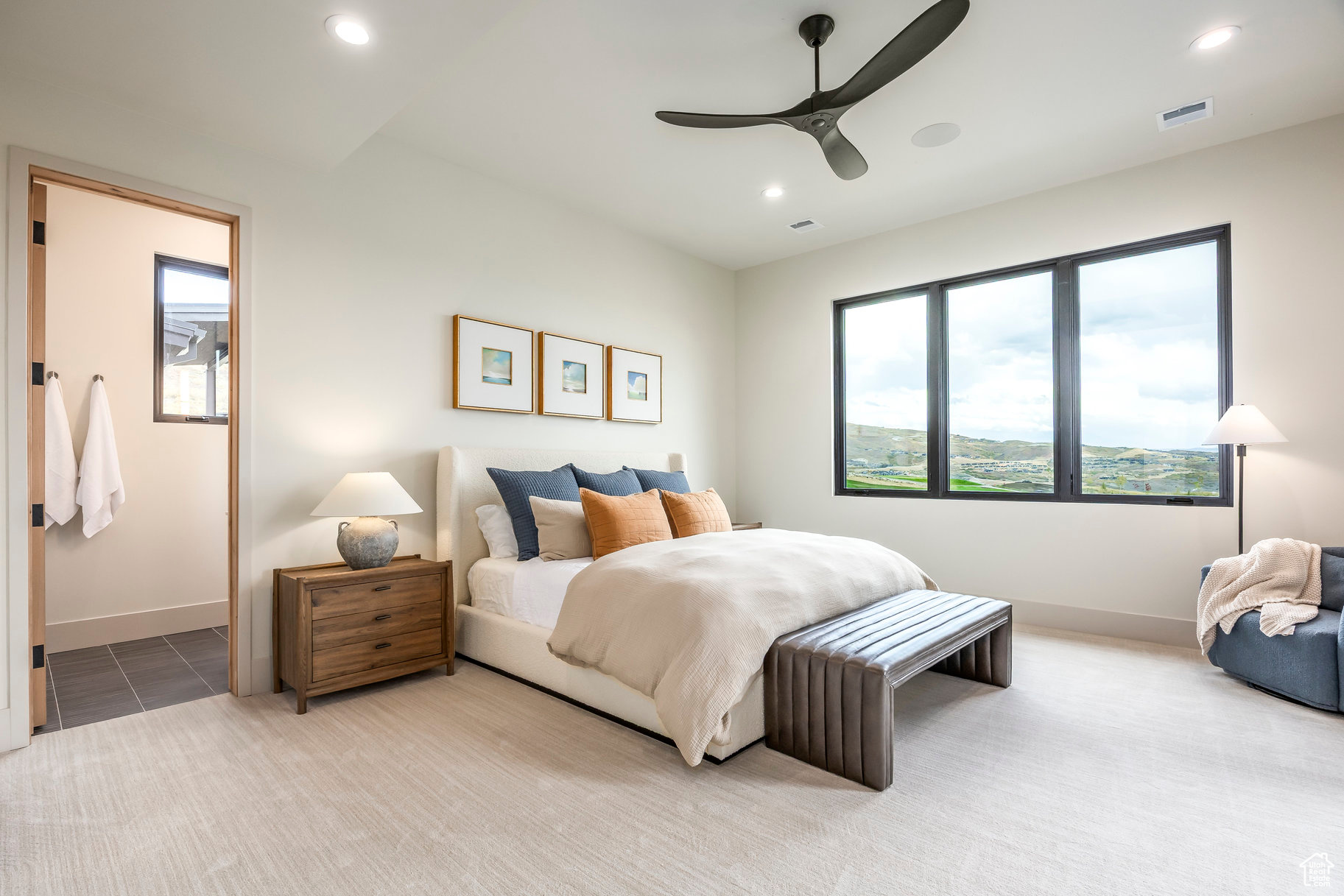 SKYRIDGE - Residential